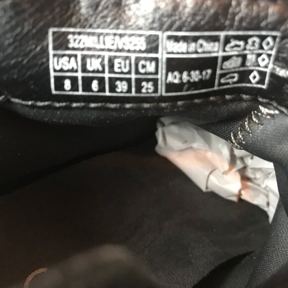 Vionic Serena Black Suede Ankle Booties Womens 8/39 Buckle Detail Side Zip - Picture 3 of 9